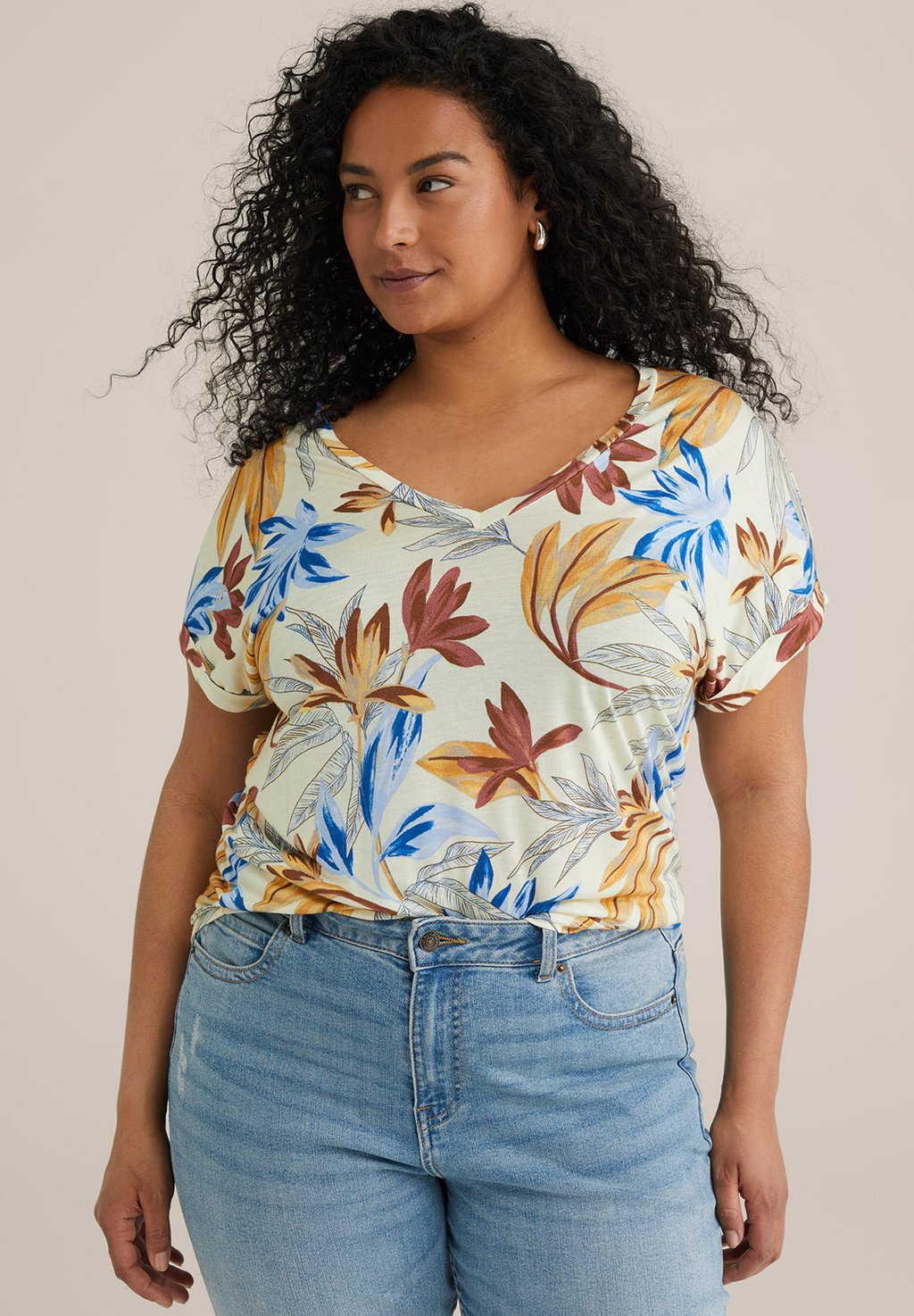 Футболка с принтом CURVE WE Fashion, светло-желтый
Футболка с принтом CURVE WE Fashion, светло-желтый