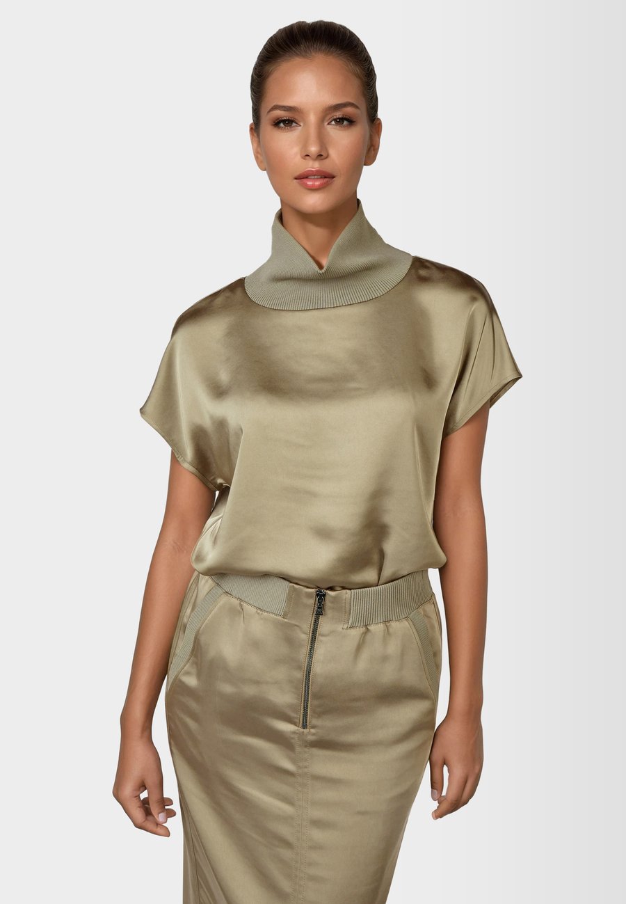 Блуза Marc Aurel Blouse, Khaki
Блуза Marc Aurel Blouse, Khaki
