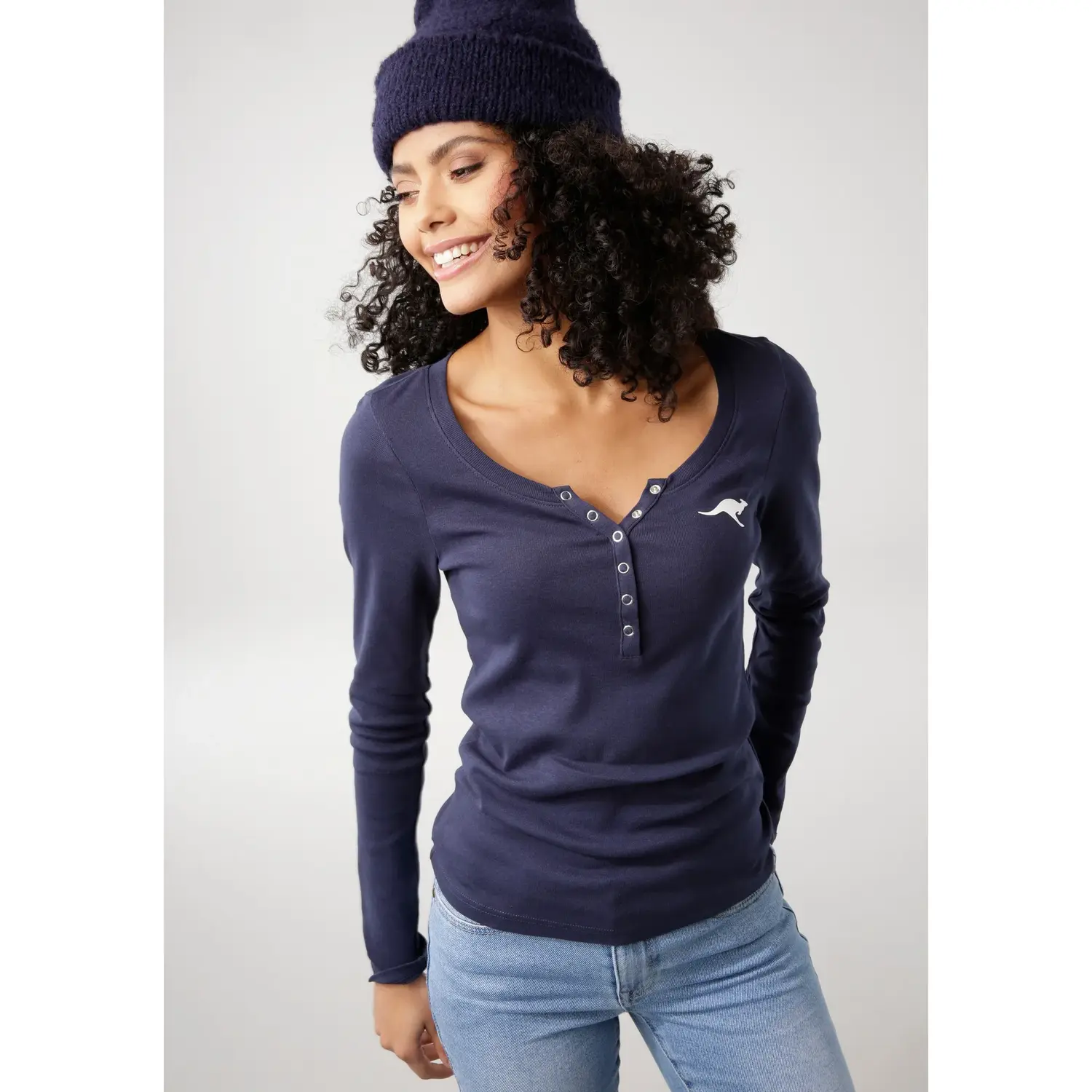 Рубашка KangaROOS с длинными рукавами и планкой на пуговицах - НОВЫЕ ЦВЕТА, цвет морской волны
Рубашка KangaROOS с длинными рукавами и планкой на пуговицах - НОВЫЕ ЦВЕТА, цвет морской волны