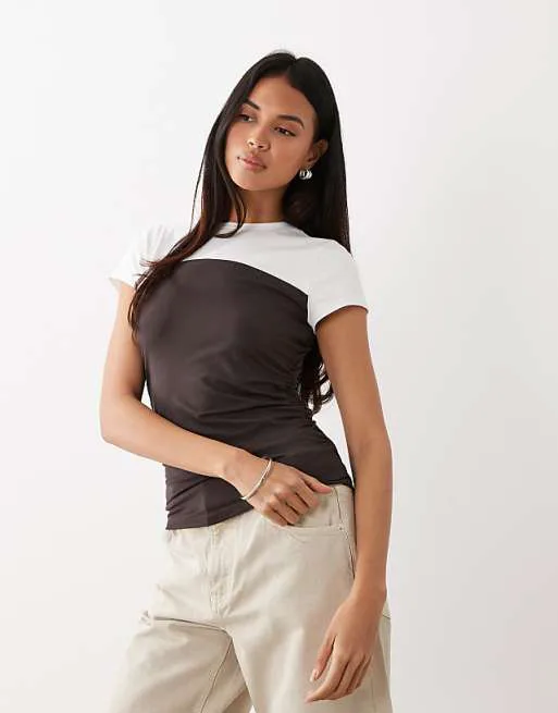Коричнево-белый верх из модала с короткими рукавами и рюшами ASOS DESIGN, Коричневый, Коричнево-белый верх из модала с короткими рукавами и рюшами ASOS DESIGN
Коричнево-белый верх из модала с короткими рукавами и рюшами ASOS DESIGN, Коричневый, Коричнево-белый верх из модала с короткими рукавами и рюшами ASOS DESIGN
