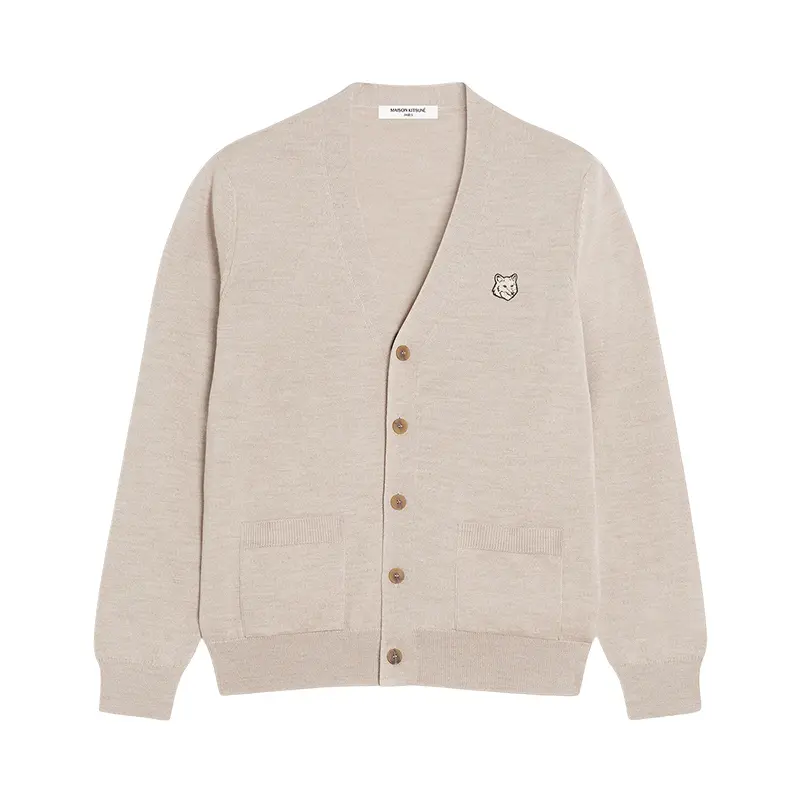 Кардиган с аппликацией в виде лисы Maison Kitsuné Maison Kitsune, кремовый
Кардиган с аппликацией в виде лисы Maison Kitsuné Maison Kitsune, кремовый