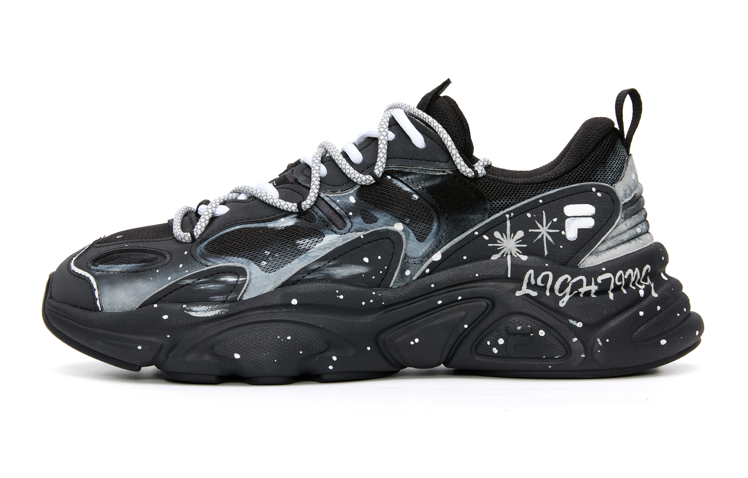 FILA Мужские кроссовки Mars 2 Nightfall Shooting Stars, Cool Innovation Space, устойчивые к истиранию, низкие, повседневные, черный серый
FILA Мужские кроссовки Mars 2 Nightfall Shooting Stars, Cool Innovation Space, устойчивые к истиранию, низкие, повседневные, черный серый