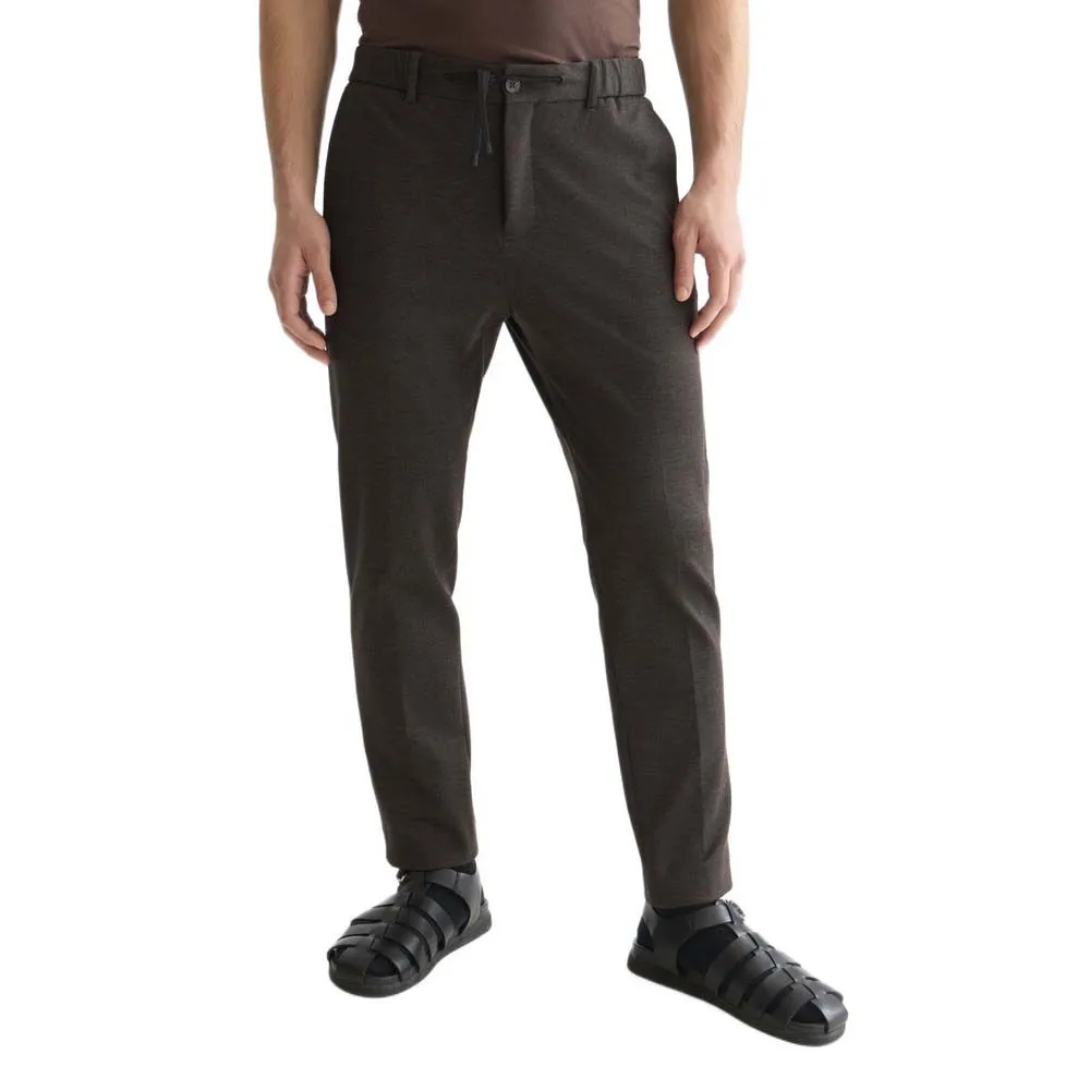 Брюки Scotch & Soda Finch Regular Tapered Fit, коричневый
Брюки Scotch & Soda Finch Regular Tapered Fit, коричневый