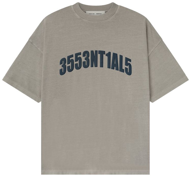 Футболка Fear of God Essentials New York 90s, серый
Футболка Fear of God Essentials New York 90s, серый