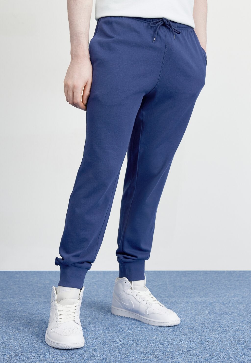 Спортивные брюки Club Knit Jogger Nike, цвет midnight navy/white, Синий, Спортивные брюки Club Knit Jogger Nike, цвет midnight navy/white
Спортивные брюки Club Knit Jogger Nike, цвет midnight navy/white, Синий, Спортивные брюки Club Knit Jogger Nike, цвет midnight navy/white