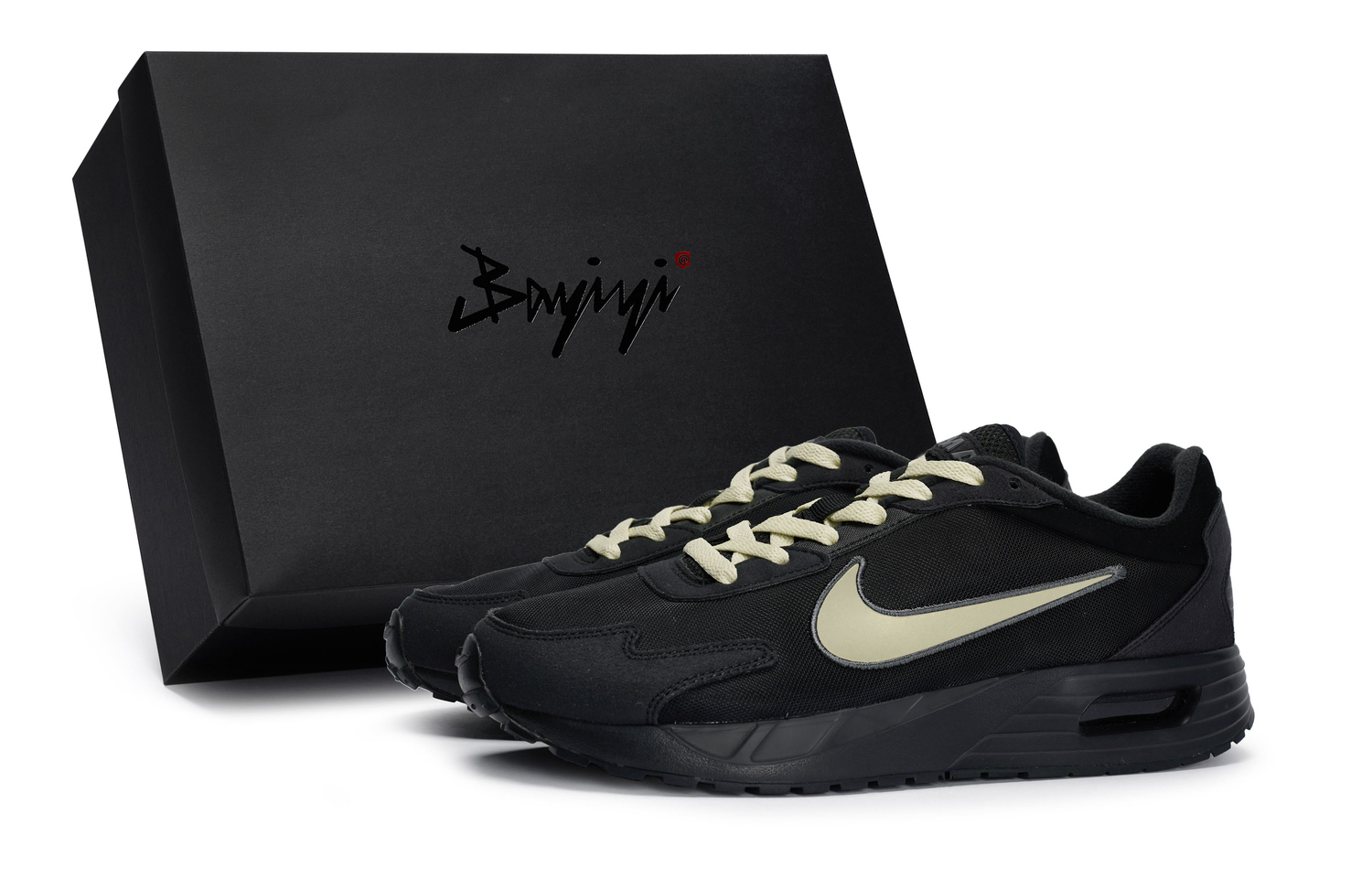 Nike Мужские низкие повседневные кроссовки Air Max Solo с противоскользящим, износостойким и дышащим покрытием, цвет черный с желтым оттенком
Nike Мужские низкие повседневные кроссовки Air Max Solo с противоскользящим, износостойким и дышащим покрытием, цвет черный с желтым оттенком