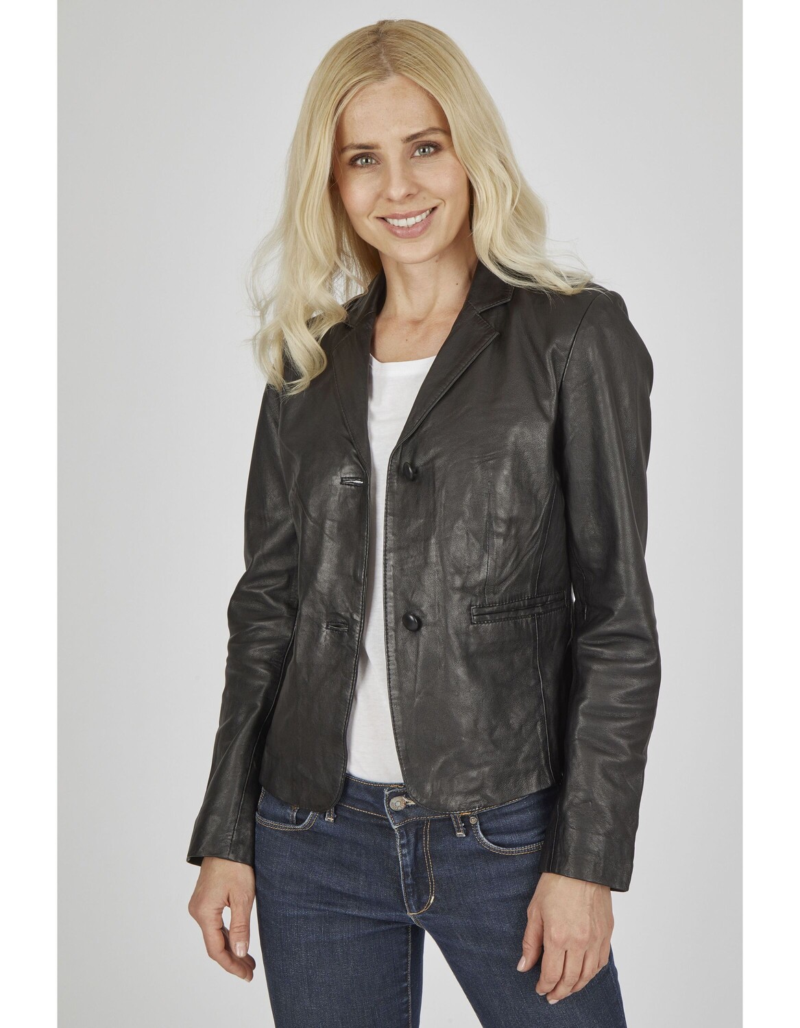 Кожаная куртка 7eleven Faye, черный
Кожаная куртка 7eleven Faye, черный