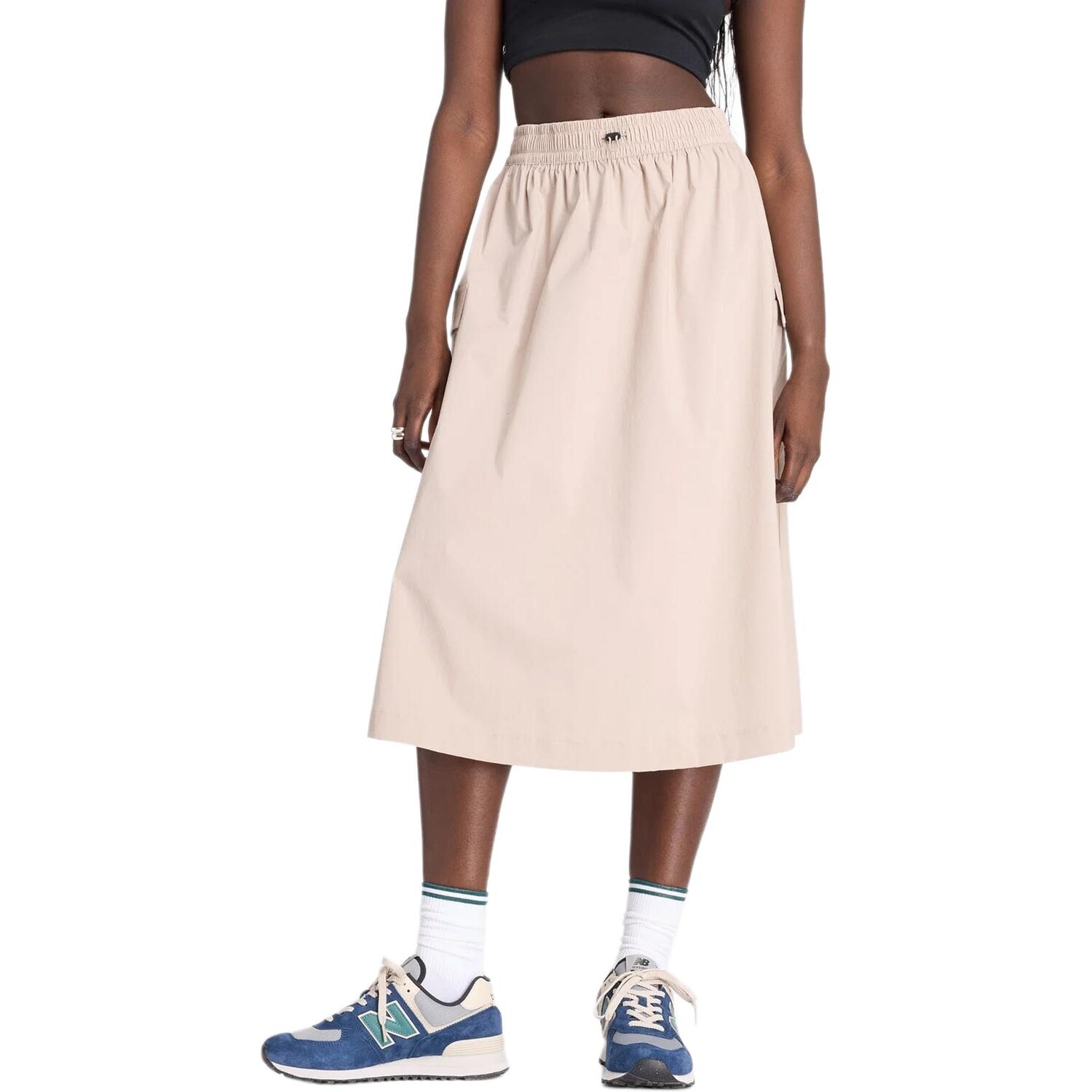 Повседневная длинная юбка женская светло-грибного цвета New Balance
Повседневная длинная юбка женская светло-грибного цвета New Balance