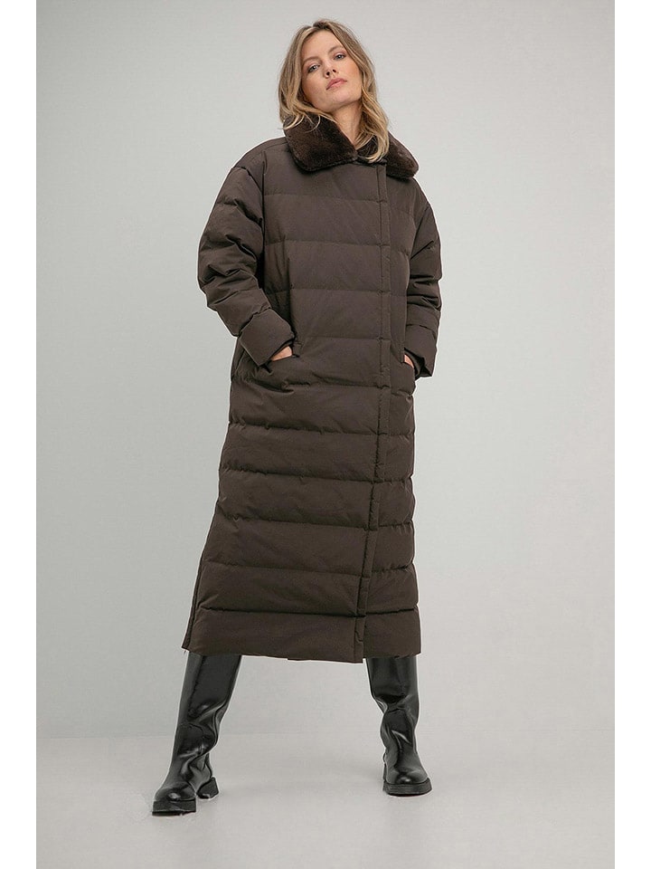 Стеганое пальто Josephine & Co, темно-коричневый
Стеганое пальто Josephine & Co, темно-коричневый