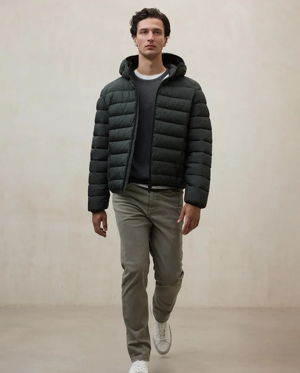 Мужское пальто с капюшоном и двойной застежкой на молнии Ecoalf, темно-зеленый
Мужское пальто с капюшоном и двойной застежкой на молнии Ecoalf, темно-зеленый