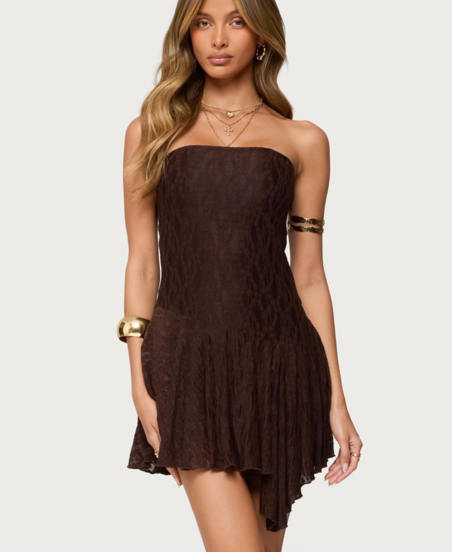 Женское асимметричное кружевное мини-платье Elaia без бретелей Edikted, Brown
Женское асимметричное кружевное мини-платье Elaia без бретелей Edikted, Brown