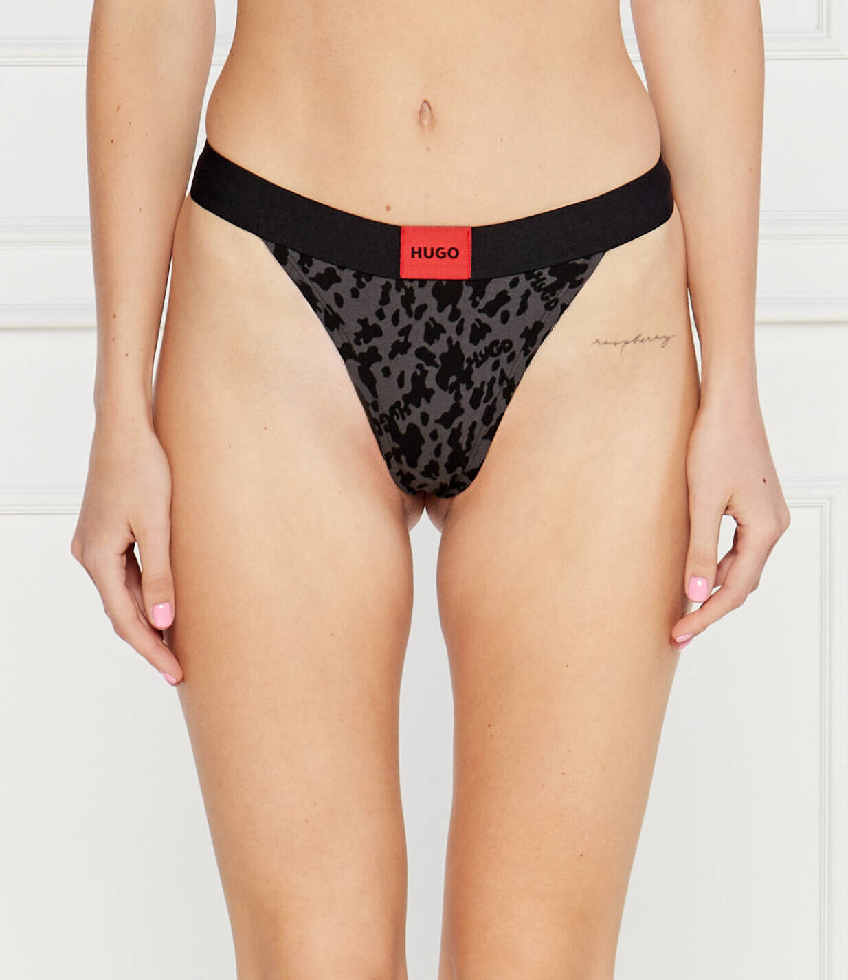 Стринги Hugo Bodywear, черный
Стринги Hugo Bodywear, черный