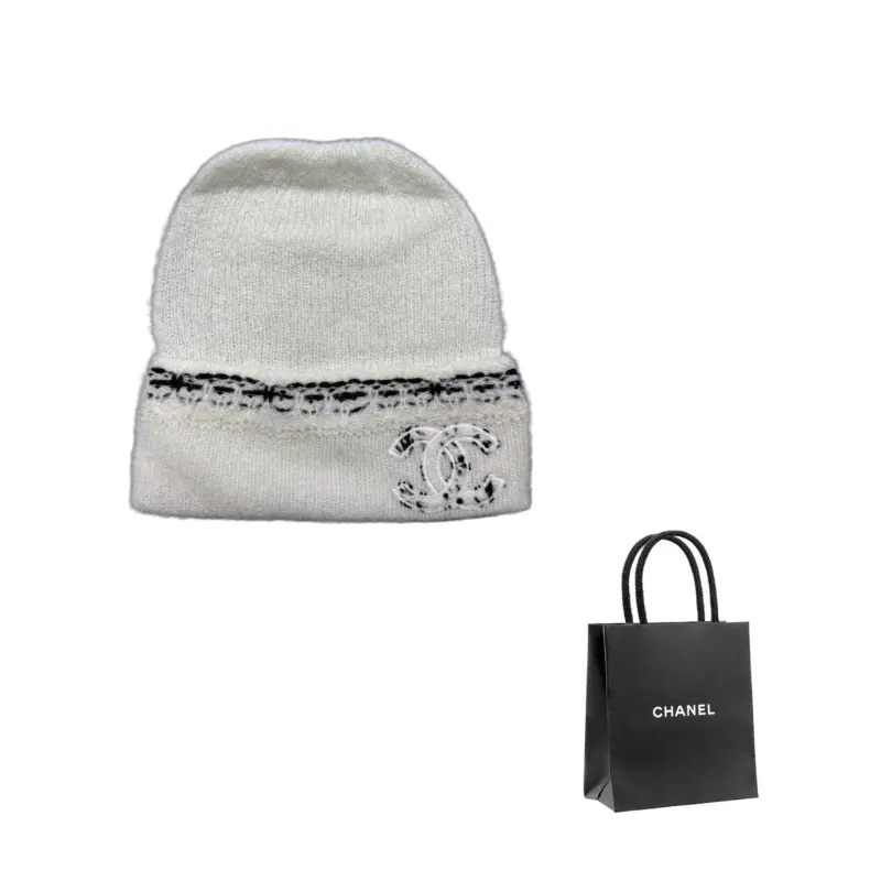 Шапка-бини унисекс Chanel, серый
Шапка-бини унисекс Chanel, серый