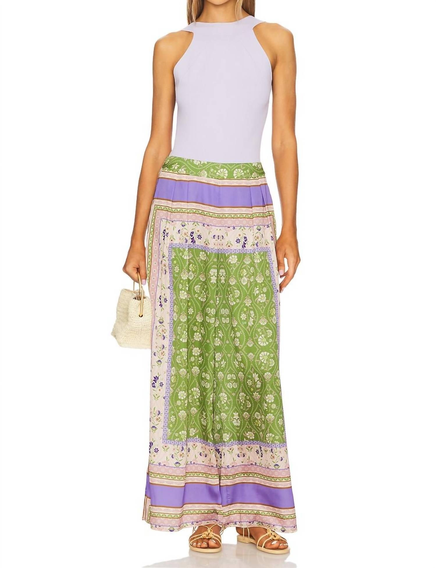 Брюки Selena в цвете матча Misa Los Angeles, Matcha Love
Брюки Selena в цвете матча Misa Los Angeles, Matcha Love