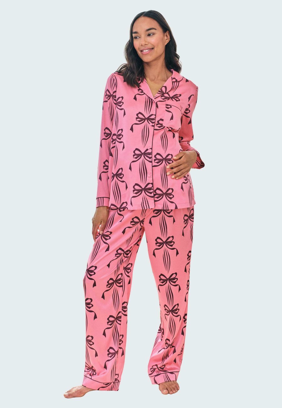 Пижамный комплект Chelsea Peers PRINT SET, Pink
Пижамный комплект Chelsea Peers PRINT SET, Pink
