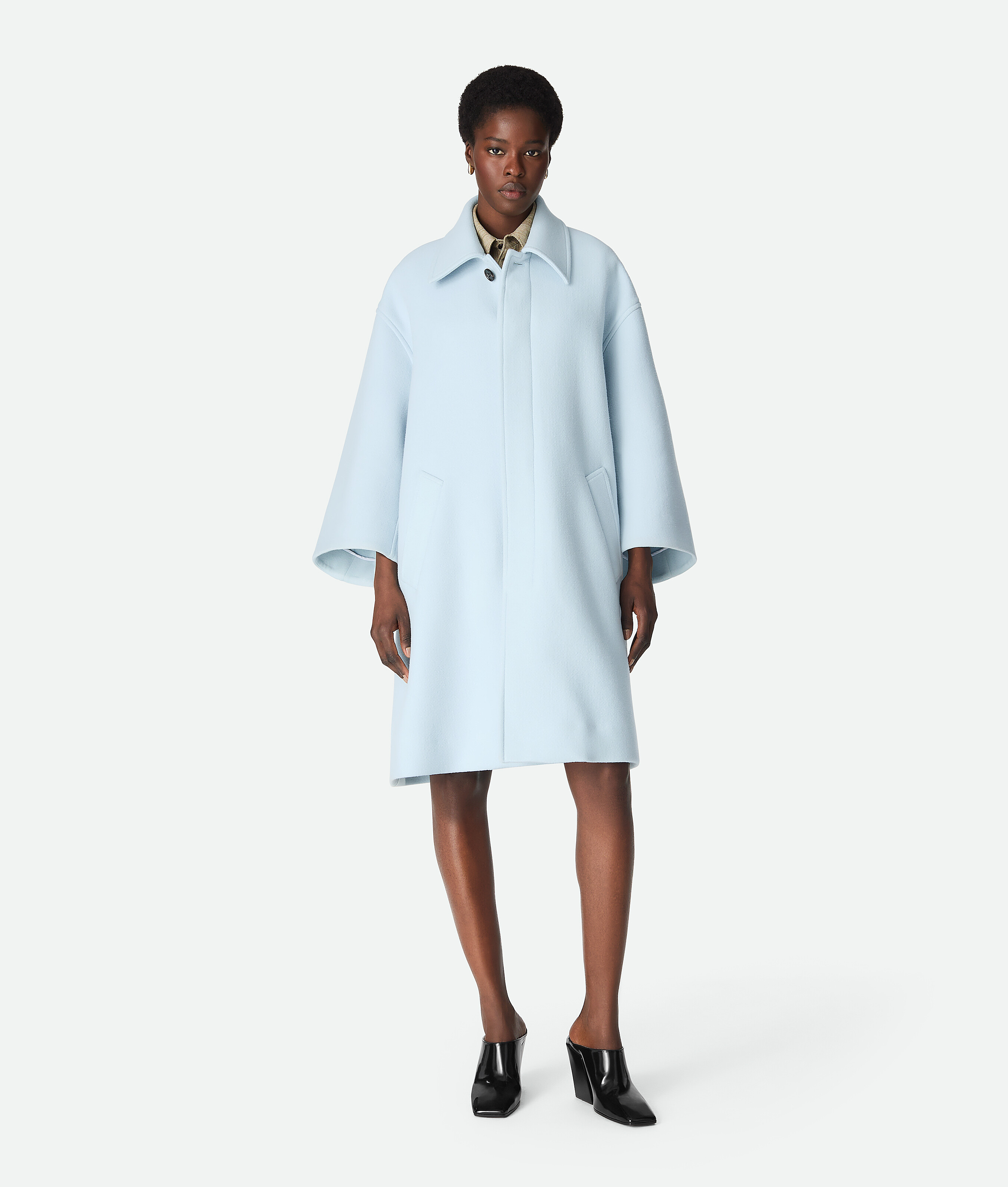 Cashmere coat BOTTEGA VENETA, сумерки
Cashmere coat BOTTEGA VENETA, сумерки