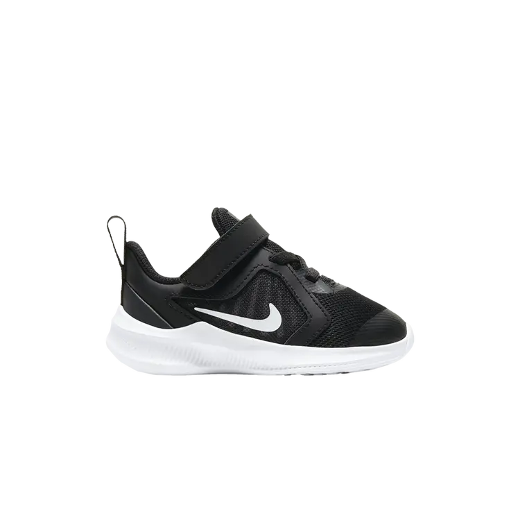 Кроссовки Nike Downshifter 10 TD, черный 
Кроссовки Nike Downshifter 10 TD, черный
