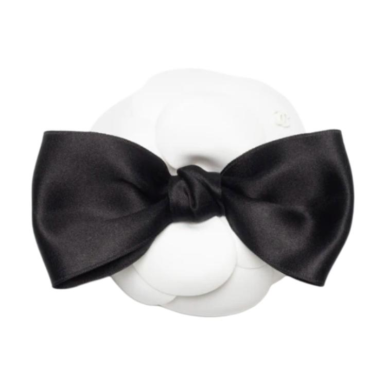 CHANEL Шелковый кокон броши Women's White/Black
CHANEL Шелковый кокон броши Women's White/Black