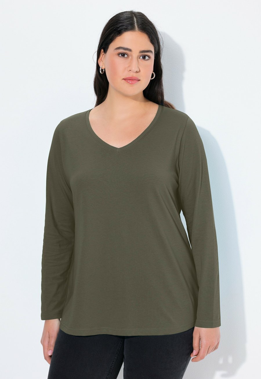 Джемпер Ulla Popken LANGARM BASIC & V-AUSSCHNITT, Olive Gray/Olive
Джемпер Ulla Popken LANGARM BASIC & V-AUSSCHNITT, Olive Gray/Olive