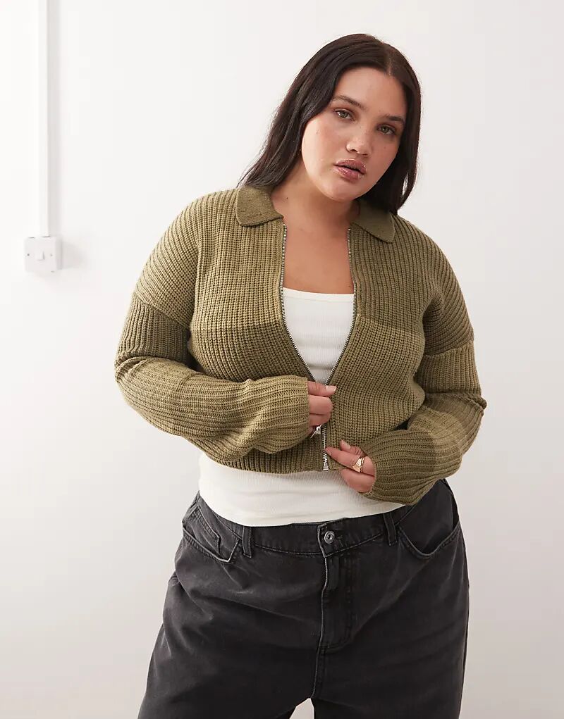 Поло Noisy May Curve с застежкой-молнией и косой вязкой цвета хаки
Поло Noisy May Curve с застежкой-молнией и косой вязкой цвета хаки