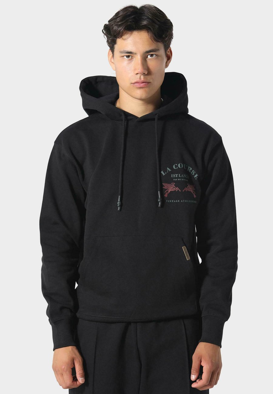 Худи Pas de Monaco LE COURSE, Black
Худи Pas de Monaco LE COURSE, Black