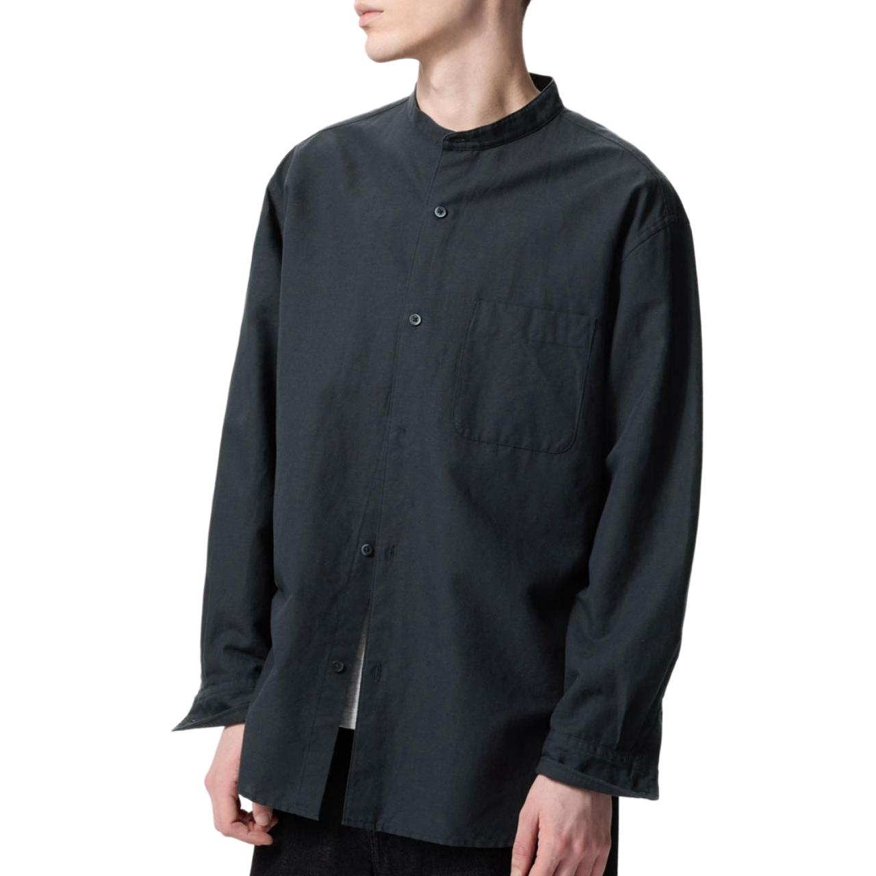 UNIQLO Рубашка унисекс черная
UNIQLO Рубашка унисекс черная