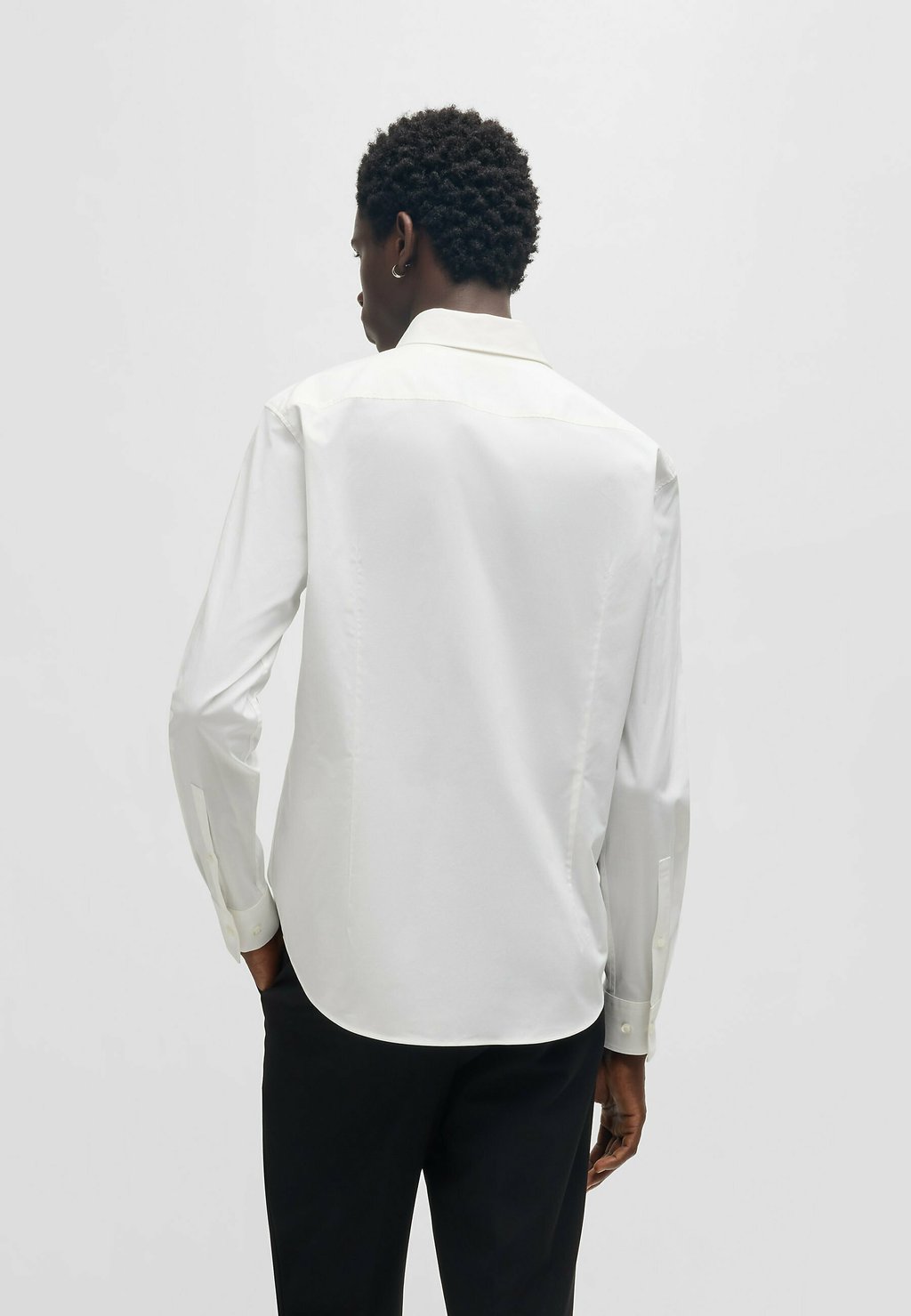 Официальная рубашка ERMO HUGO, белый
Официальная рубашка ERMO HUGO, белый