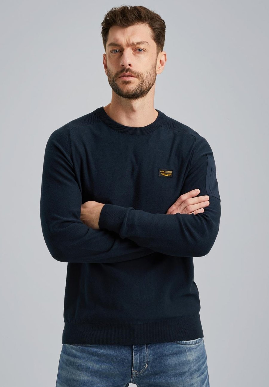 Толстовка PME Legend Sweatshirt, Sky Captain/Blue-Black Denim, Черный, Толстовка PME Legend Sweatshirt, Sky Captain/Blue-Black Denim
Толстовка PME Legend Sweatshirt, Sky Captain/Blue-Black Denim, Черный, Толстовка PME Legend Sweatshirt, Sky Captain/Blue-Black Denim