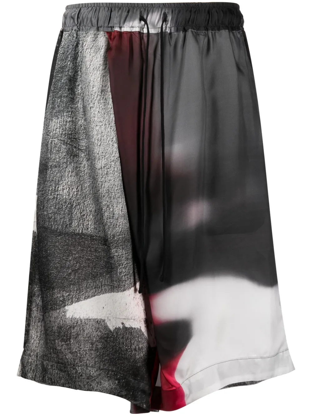 Шорты-бермуды с графичным принтом Julius, серый
Шорты-бермуды с графичным принтом Julius, серый