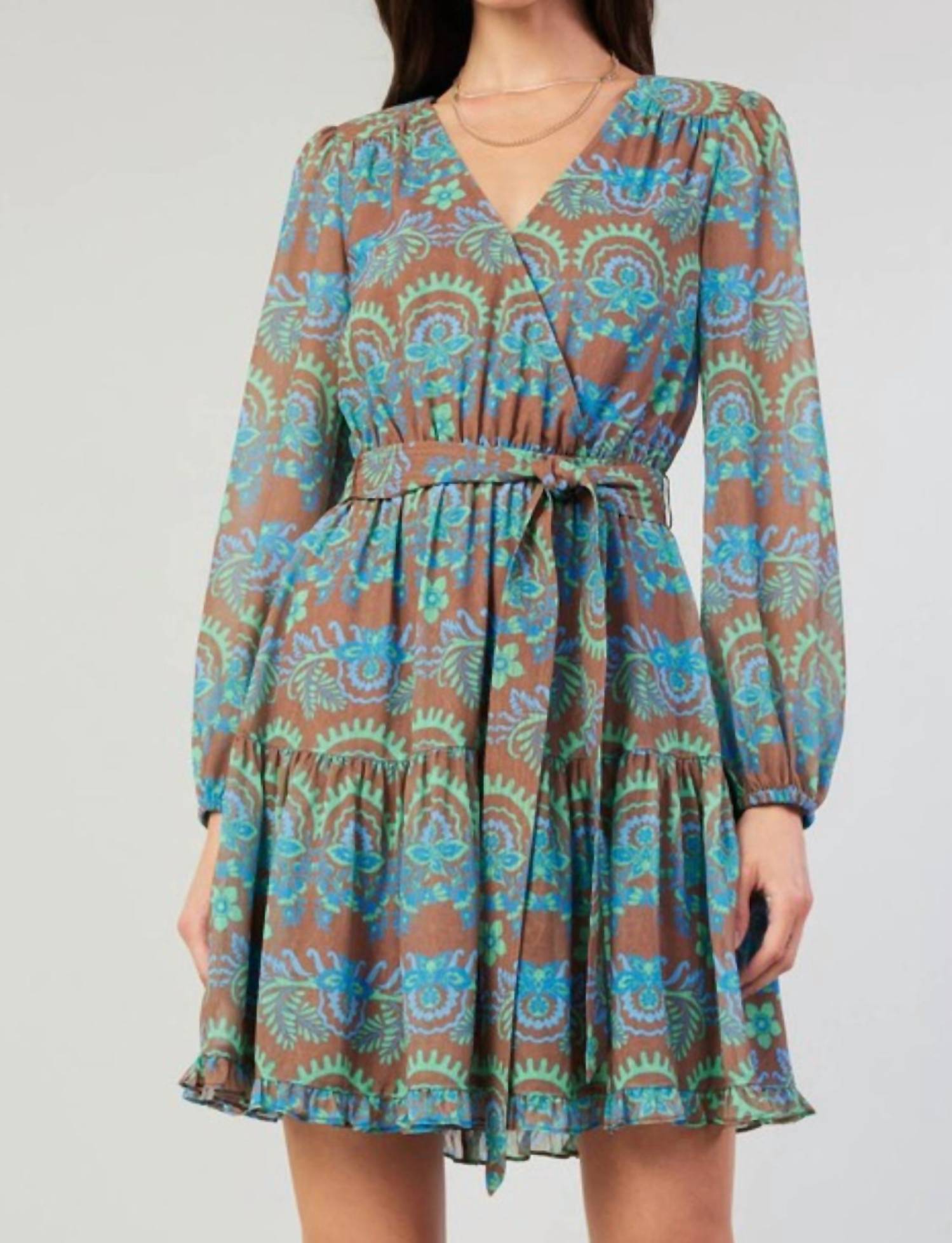 Мини-платье с принтом в коричнево-зеленой гамме Current air
Мини-платье с принтом в коричнево-зеленой гамме Current air