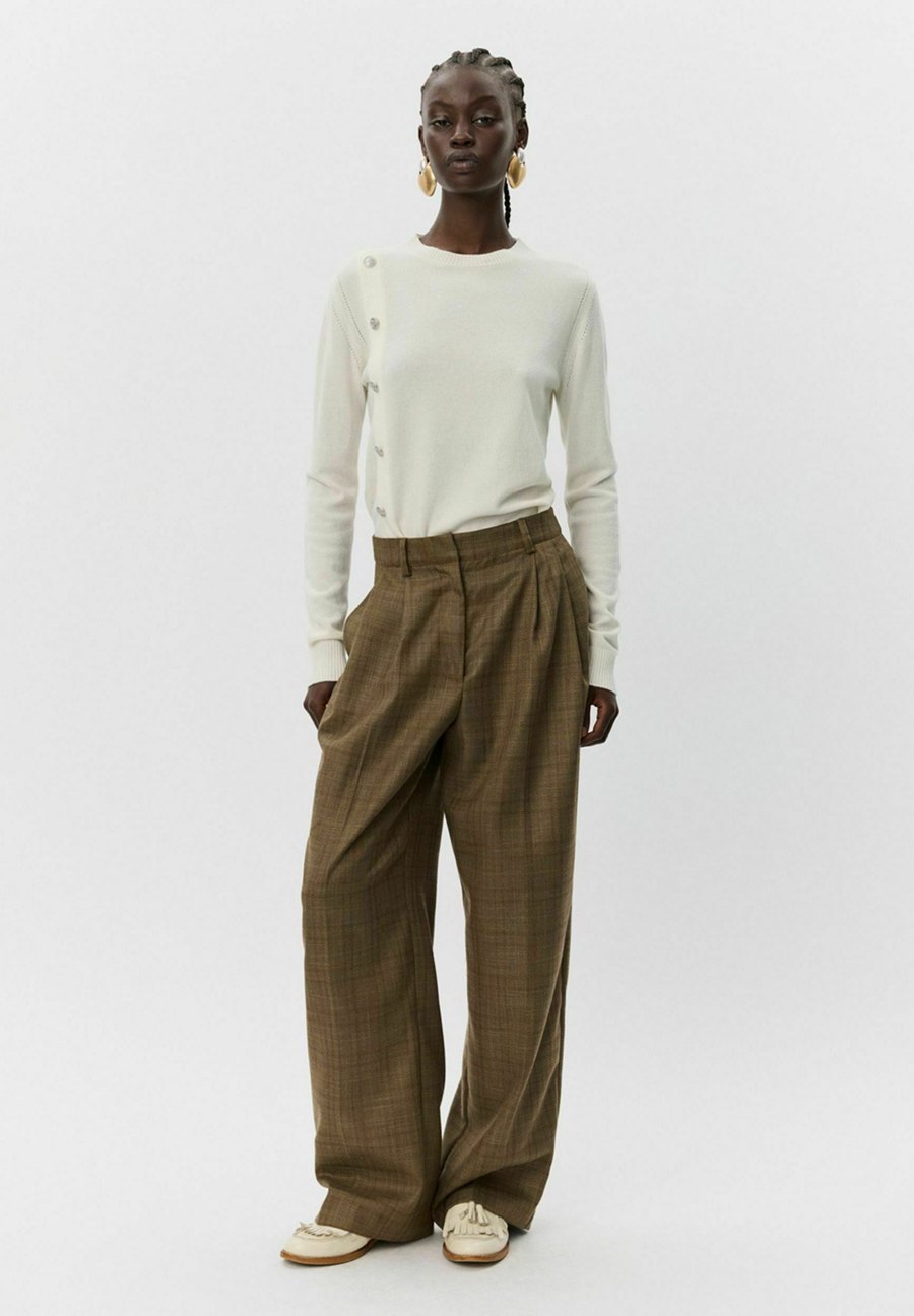 Джемпер Sofie Schnoor AISW, Off White/Off-White
Джемпер Sofie Schnoor AISW, Off White/Off-White