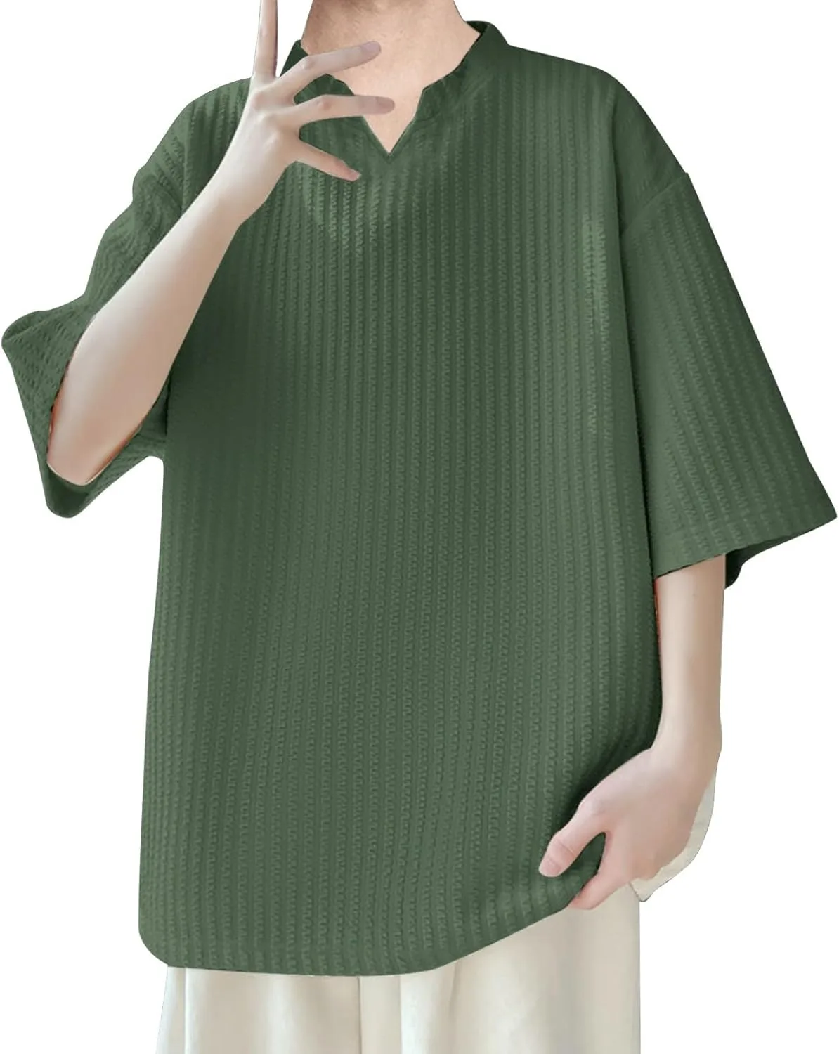 Мужская футболка с V-образным вырезом и укороченным рукавом в полоску, свободного кроя
Мужская футболка с V-образным вырезом и укороченным рукавом в полоску, свободного кроя