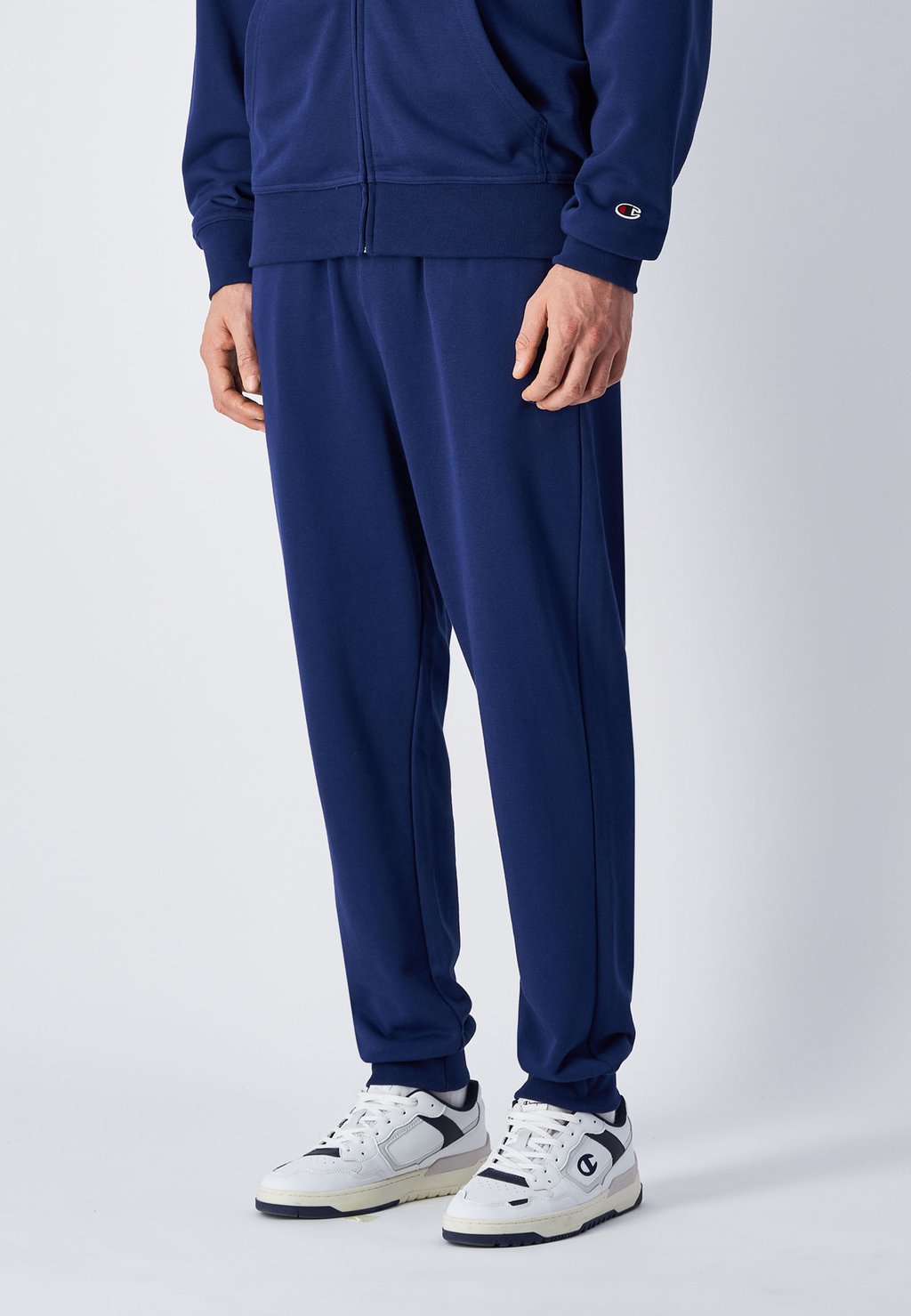 Спортивные штаны Champion, темно-синий
Спортивные штаны Champion, темно-синий