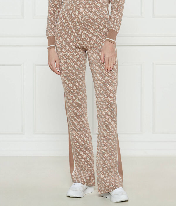 Брюки Guess Jeans трикотажные с принтом, бежевый
Брюки Guess Jeans трикотажные с принтом, бежевый