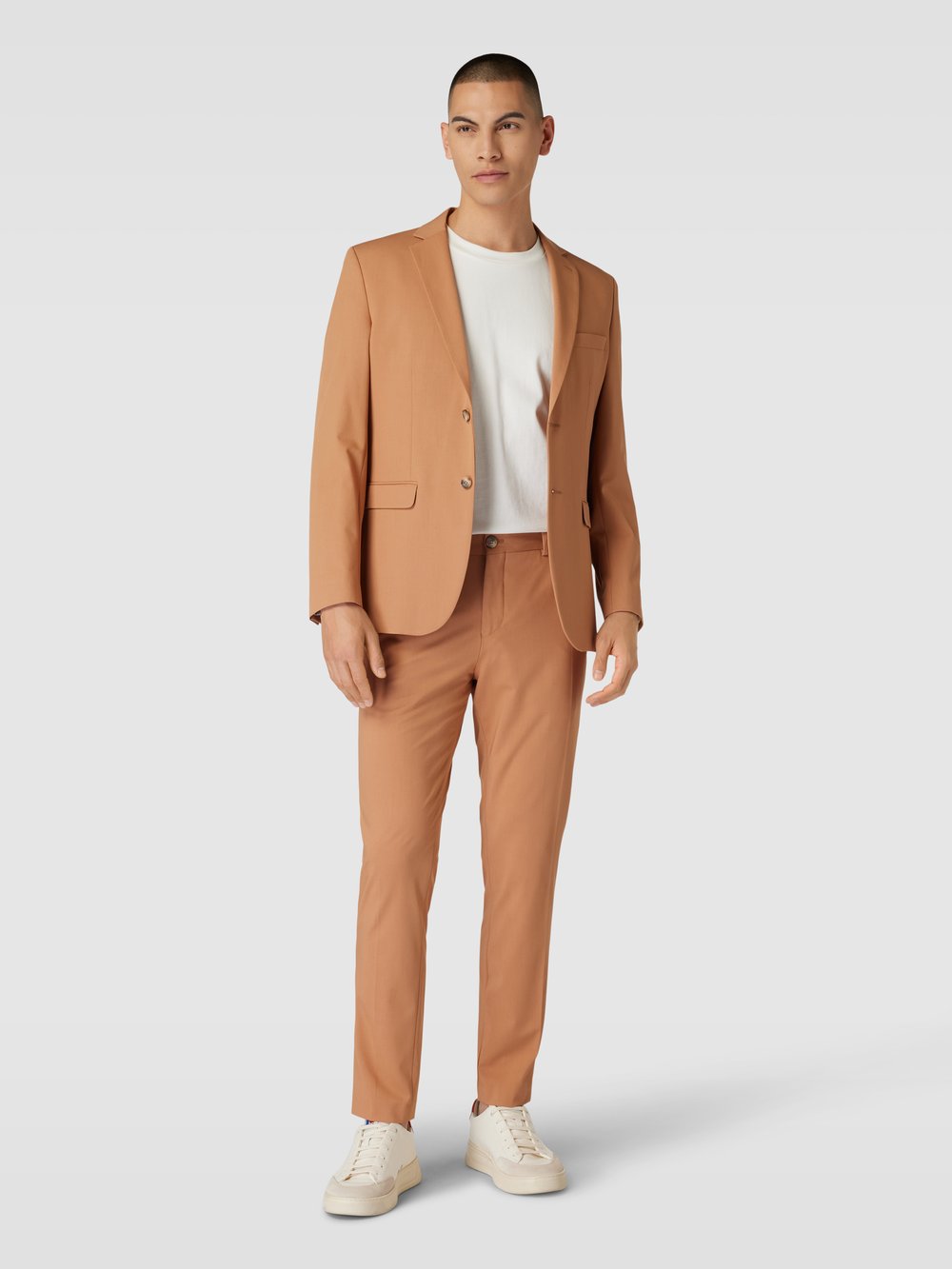 Костюмные брюки облегающего кроя, однотонного кроя, модель «LIAM» SELECTED HOMME
Костюмные брюки облегающего кроя, однотонного кроя, модель «LIAM» SELECTED HOMME