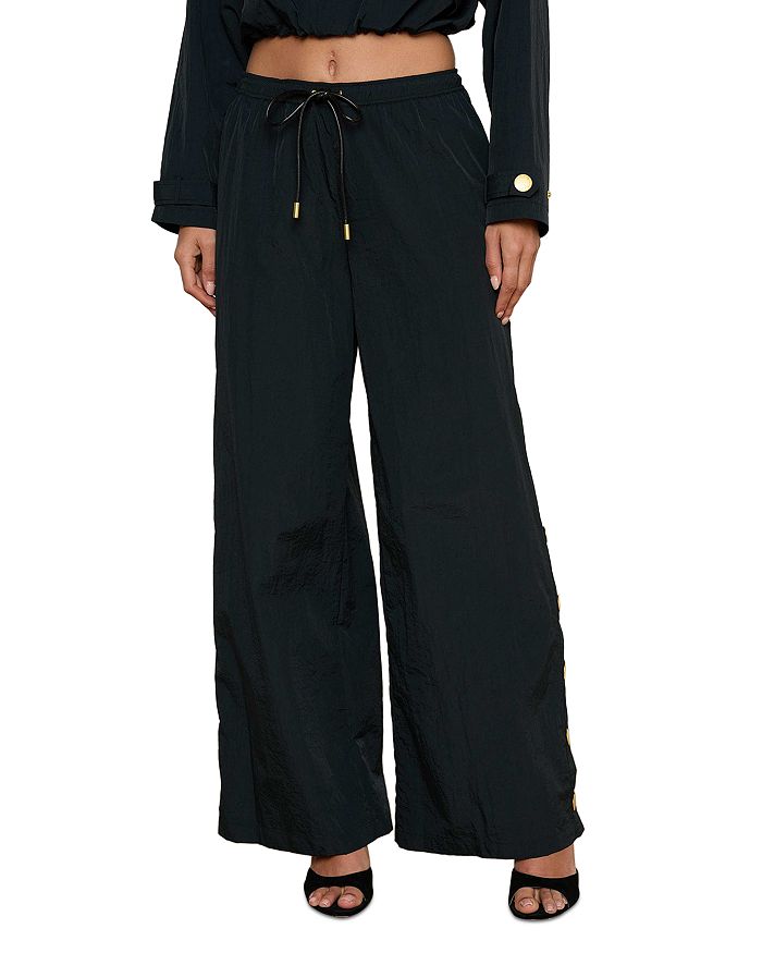 Валькирия Брюки с боковой застежкой на кнопках L'AGENCE, черный
Валькирия Брюки с боковой застежкой на кнопках L'AGENCE, черный