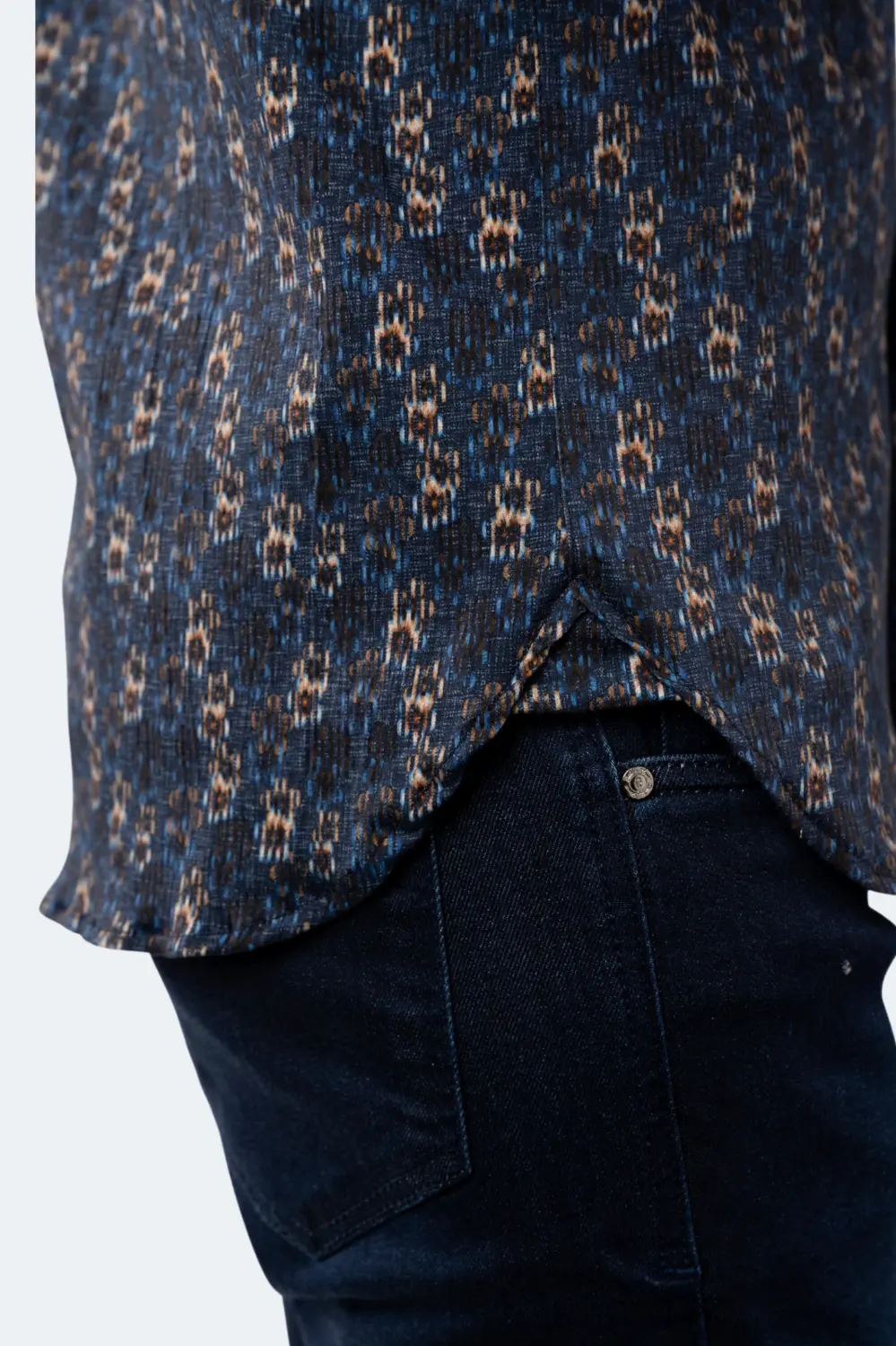 Темно-синий и бежево-коричневая рубашка с цветочным принтом Luchiano Visconti, мультиколор
Темно-синий и бежево-коричневая рубашка с цветочным принтом Luchiano Visconti, мультиколор