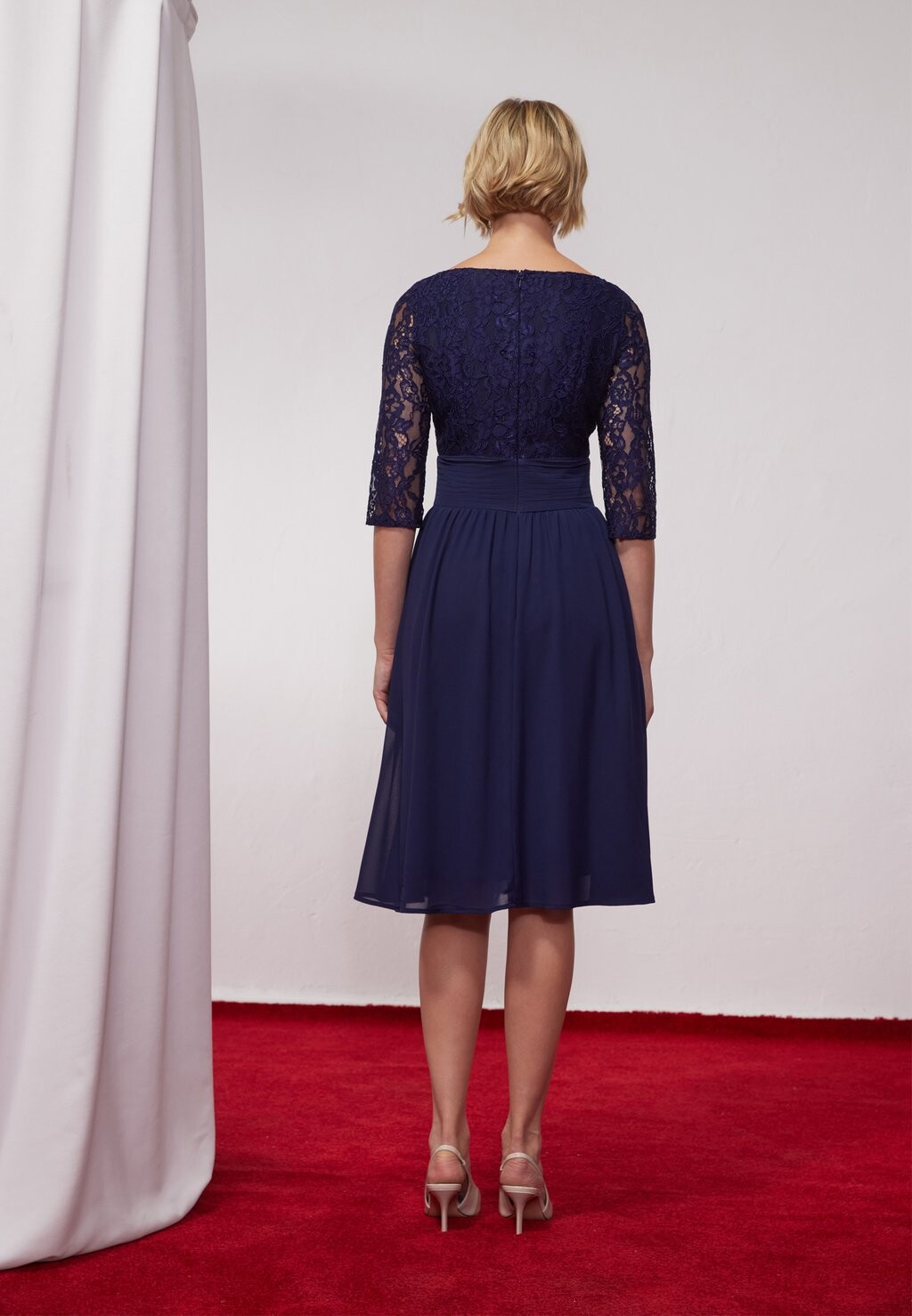 Коктейльное платье / Вечернее платье Anna Field, темно-синий
Коктейльное платье / Вечернее платье Anna Field, темно-синий