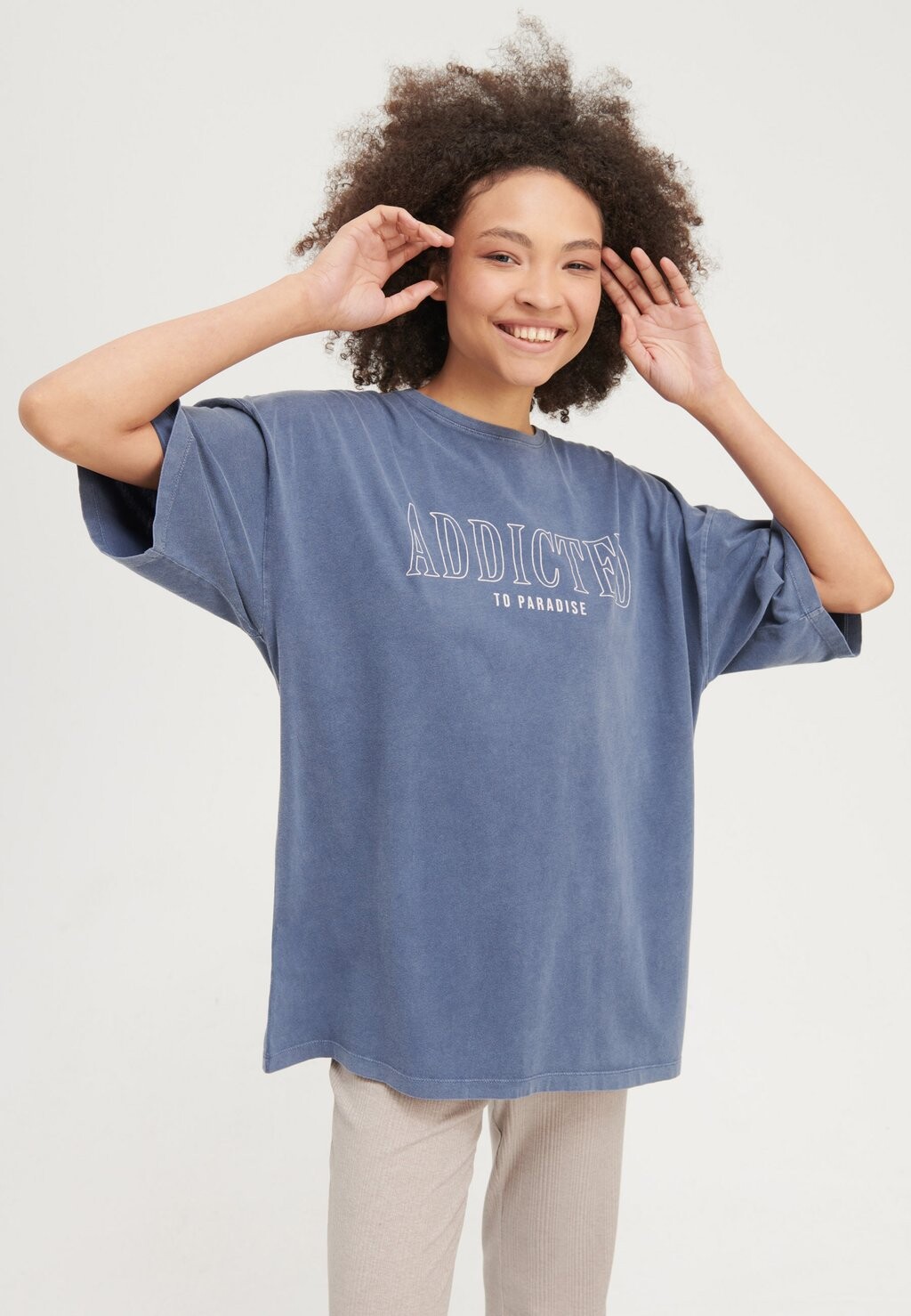 Футболка с принтом Even&Odd, темно-синий
Футболка с принтом Even&Odd, темно-синий