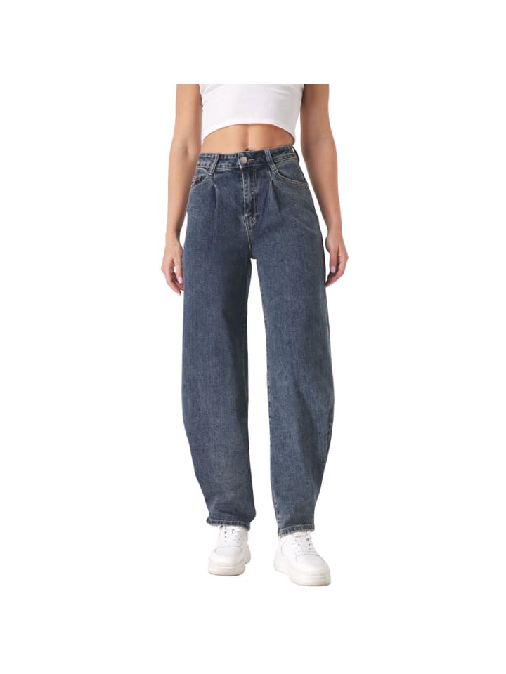 Джинсы синего цвета Ital-Design
Джинсы синего цвета Ital-Design