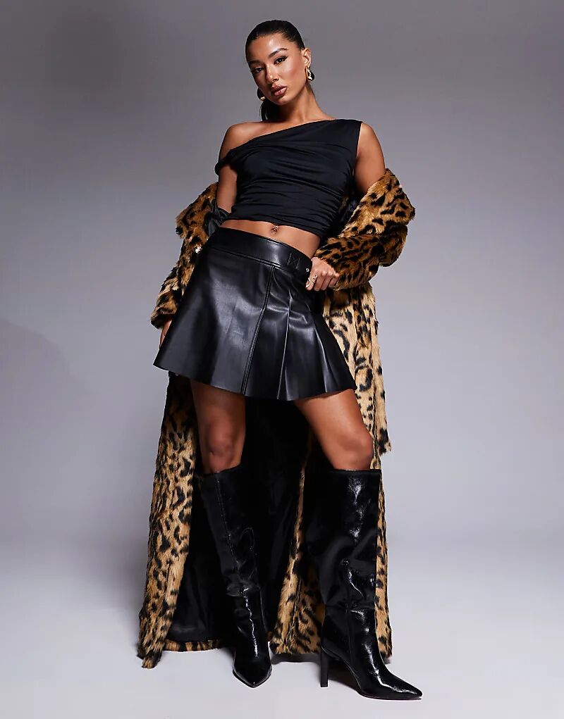 Мини-юбка из искусственной кожи в складку черного цвета River Island
Мини-юбка из искусственной кожи в складку черного цвета River Island