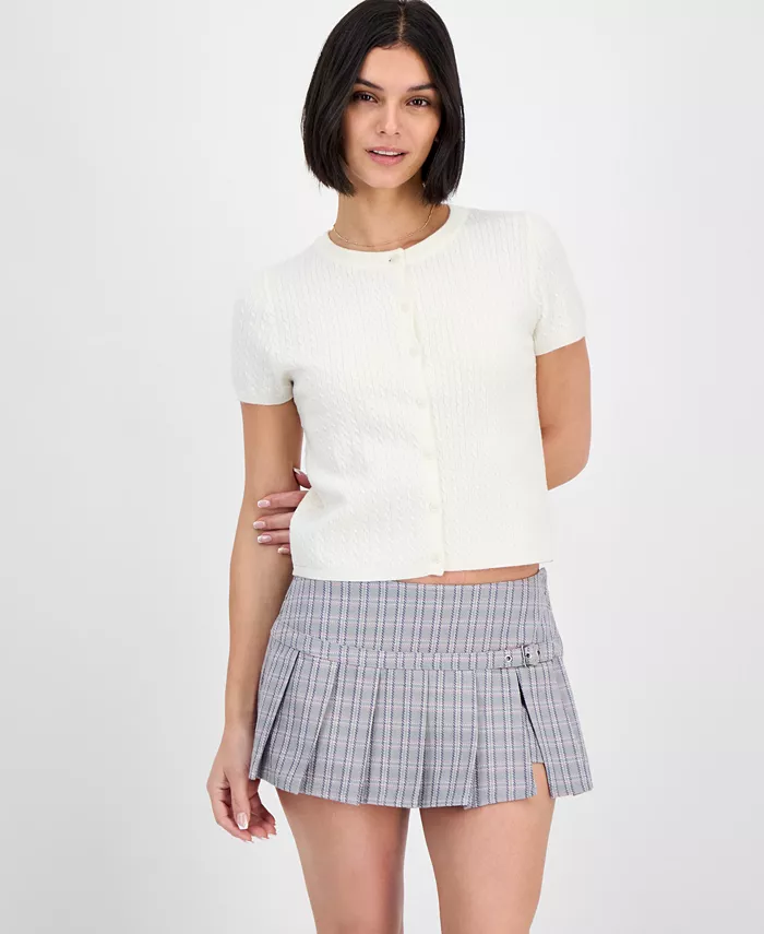 Юниорский свитер с короткими рукавами и круглым вырезом, вязаный косами Freshman, белый
Юниорский свитер с короткими рукавами и круглым вырезом, вязаный косами Freshman, белый