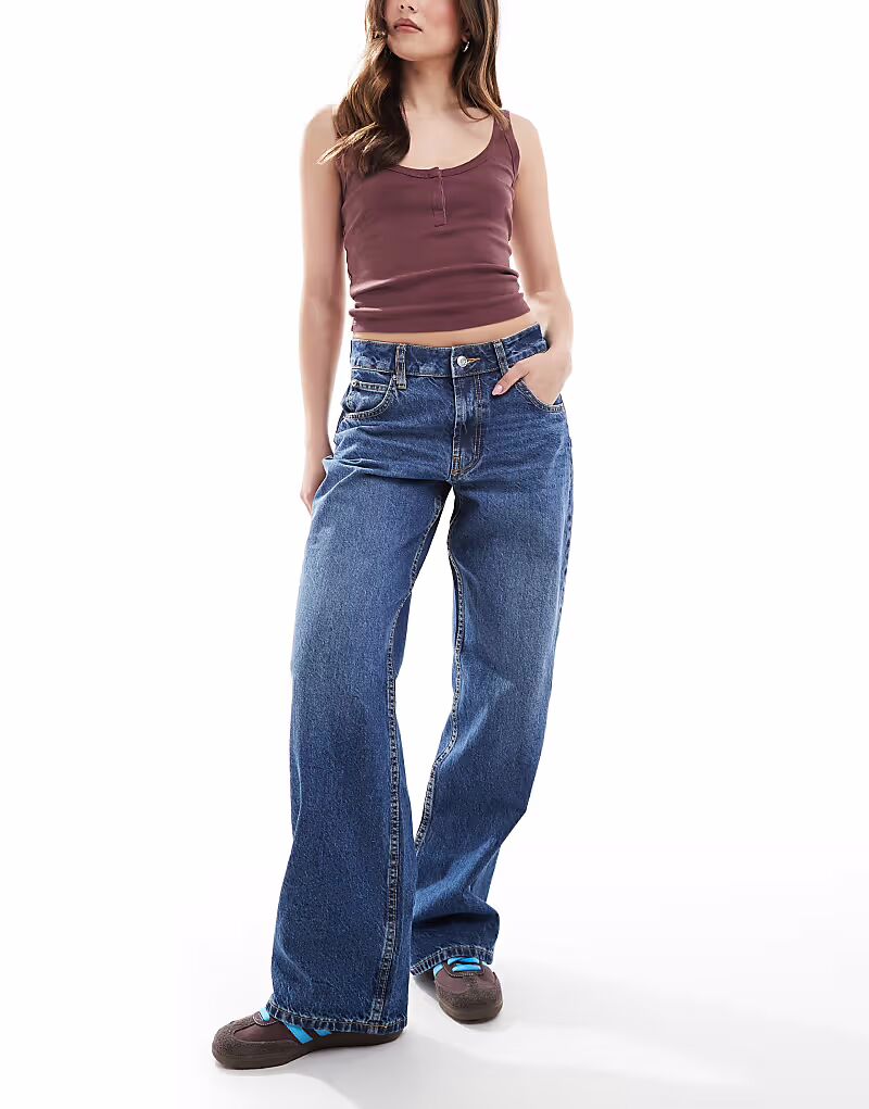 Широкие джинсы ASOS DESIGN темно-синего цвета
Широкие джинсы ASOS DESIGN темно-синего цвета