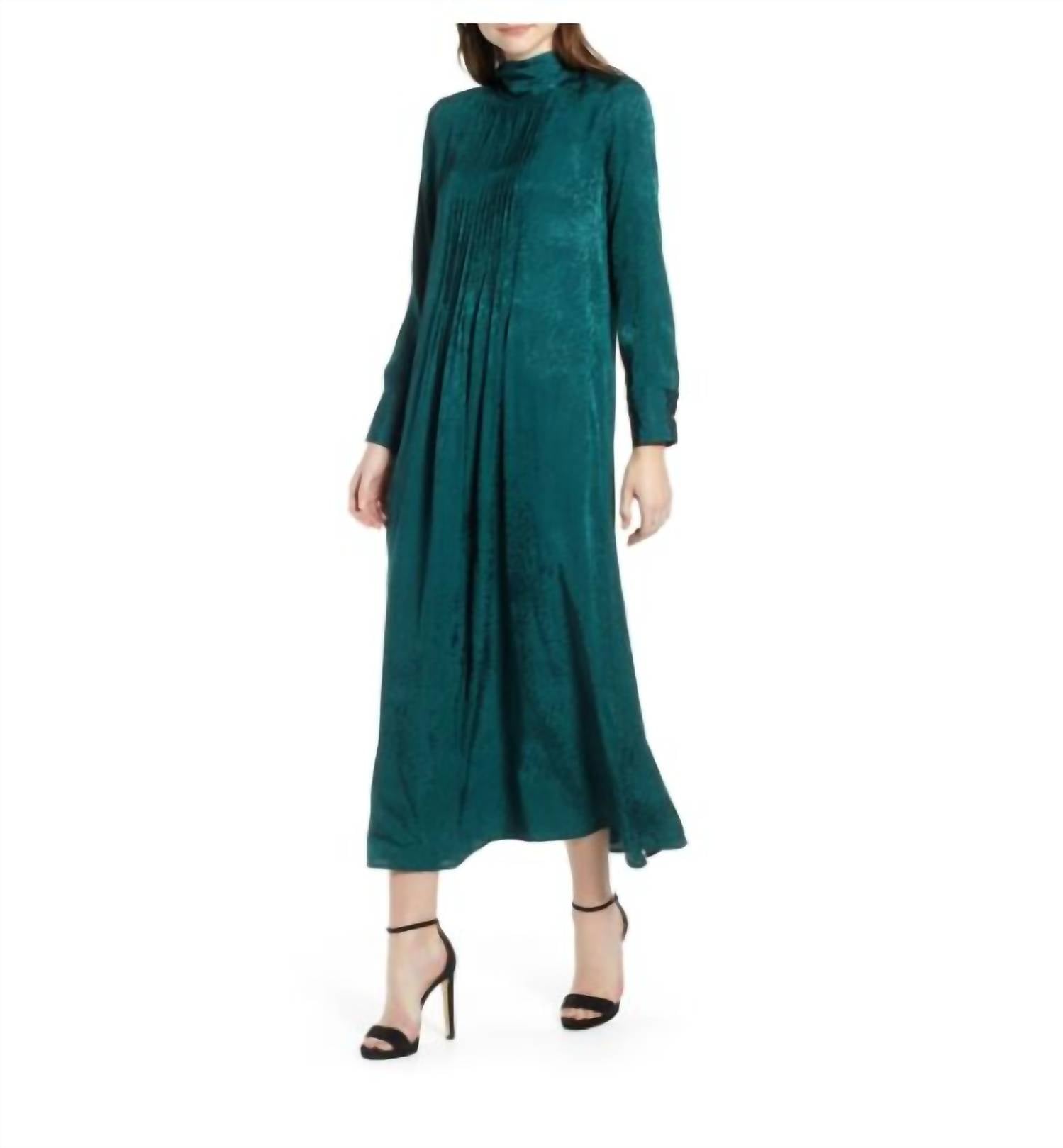 Платье-миди с жаккардовым принтом и анималистичным принтом зеленого цвета Topshop
Платье-миди с жаккардовым принтом и анималистичным принтом зеленого цвета Topshop