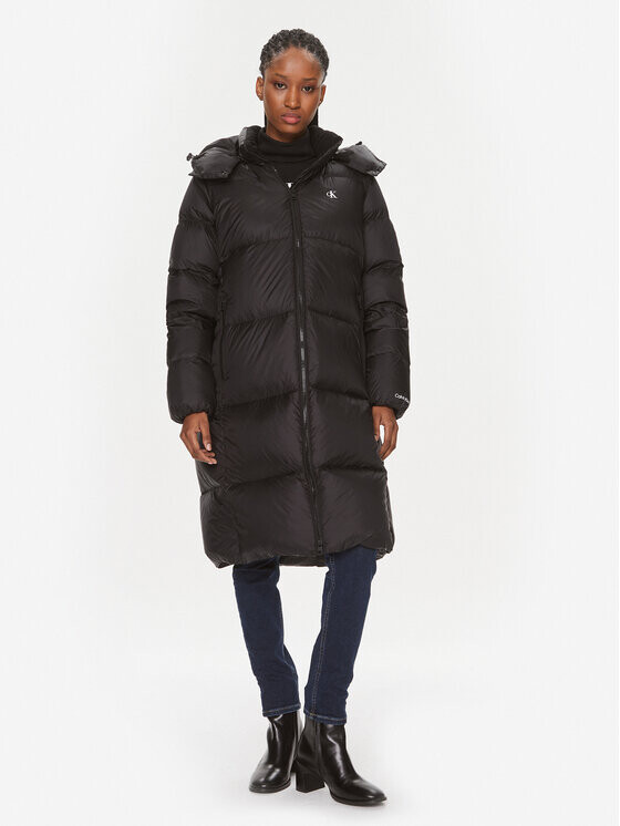 Пуховик стандартного кроя Calvin Klein, черный
Пуховик стандартного кроя Calvin Klein, черный