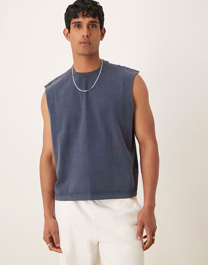 Укороченная майка без рукавов Abercrombie & Fitch темно-синего цвета
Укороченная майка без рукавов Abercrombie & Fitch темно-синего цвета