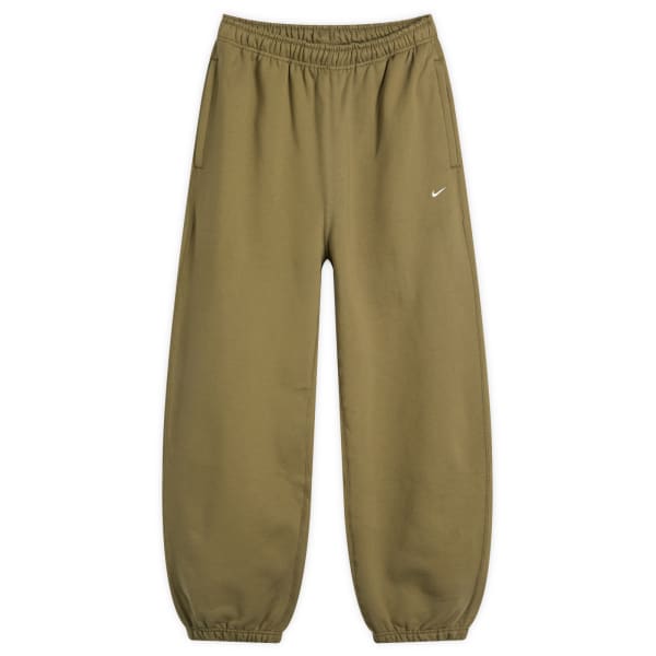 Брюки Solo Swoosh с манжетами Nike, мультиколор
Брюки Solo Swoosh с манжетами Nike, мультиколор