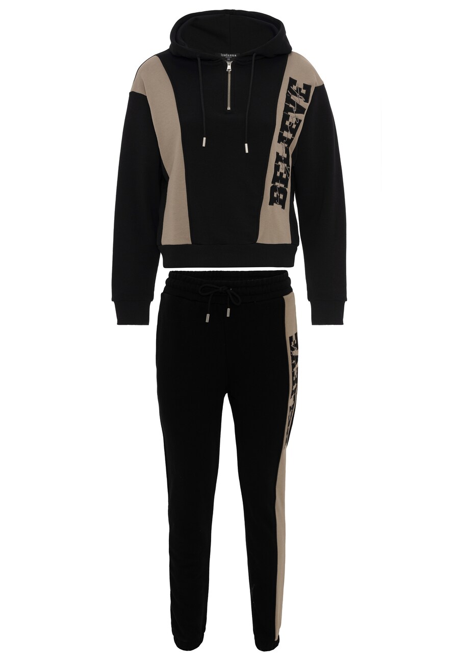 Спортивный костюм Tom Barron, цвет Chamois/Black
Спортивный костюм Tom Barron, цвет Chamois/Black