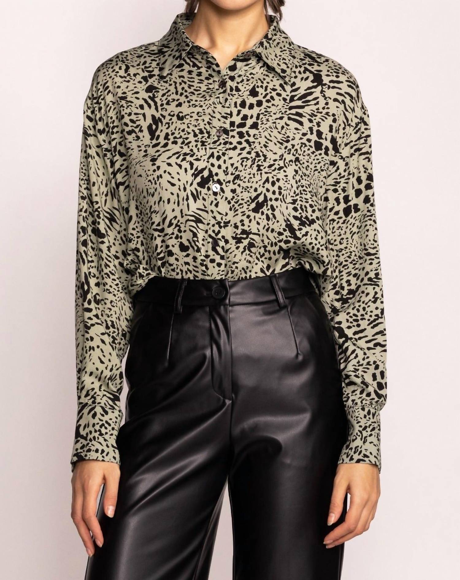 Топ Lexi в цвете Sage PINK MARTINI
Топ Lexi в цвете Sage PINK MARTINI