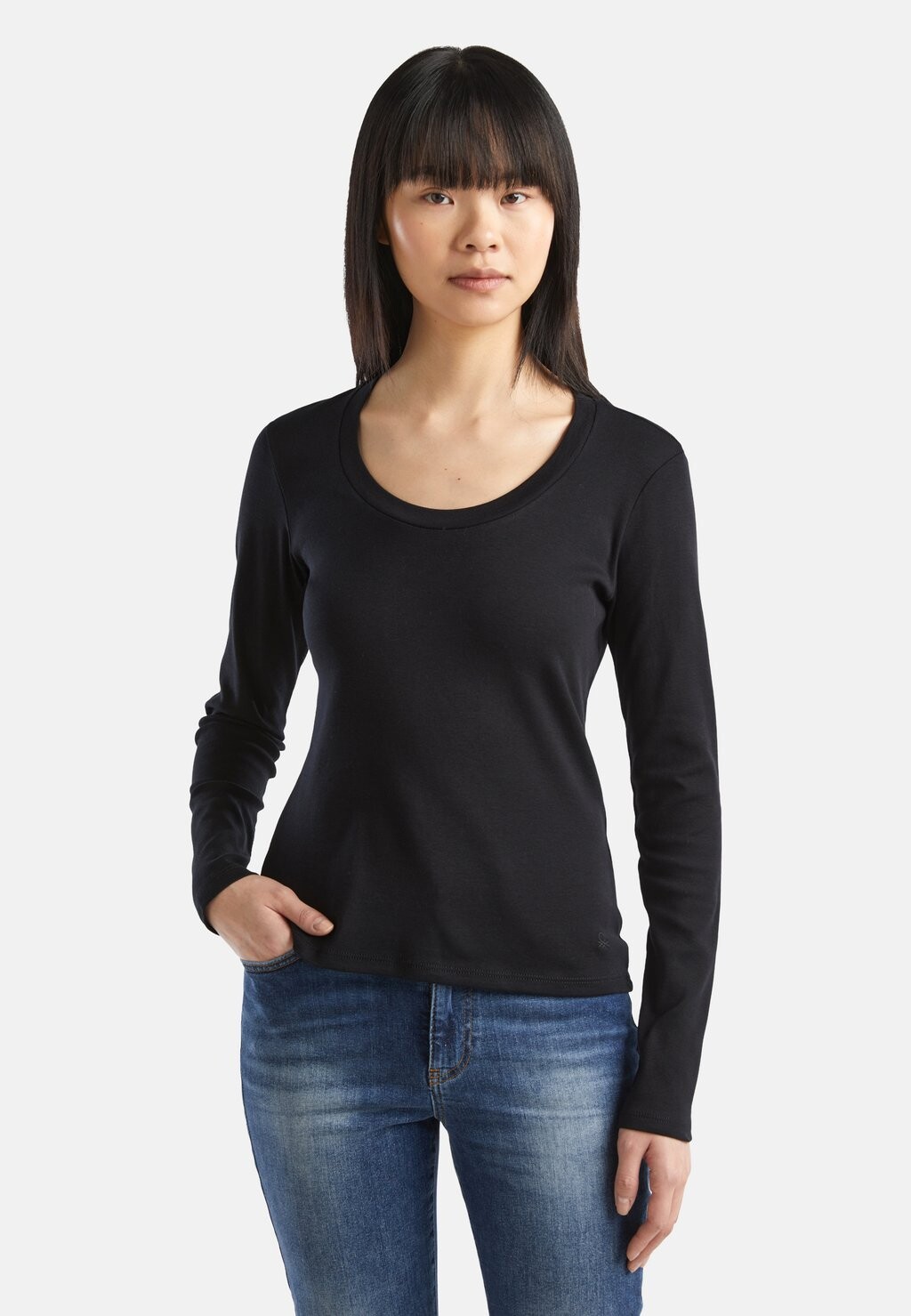 Футболка с длинным рукавом United Colors of Benetton, черный
Футболка с длинным рукавом United Colors of Benetton, черный